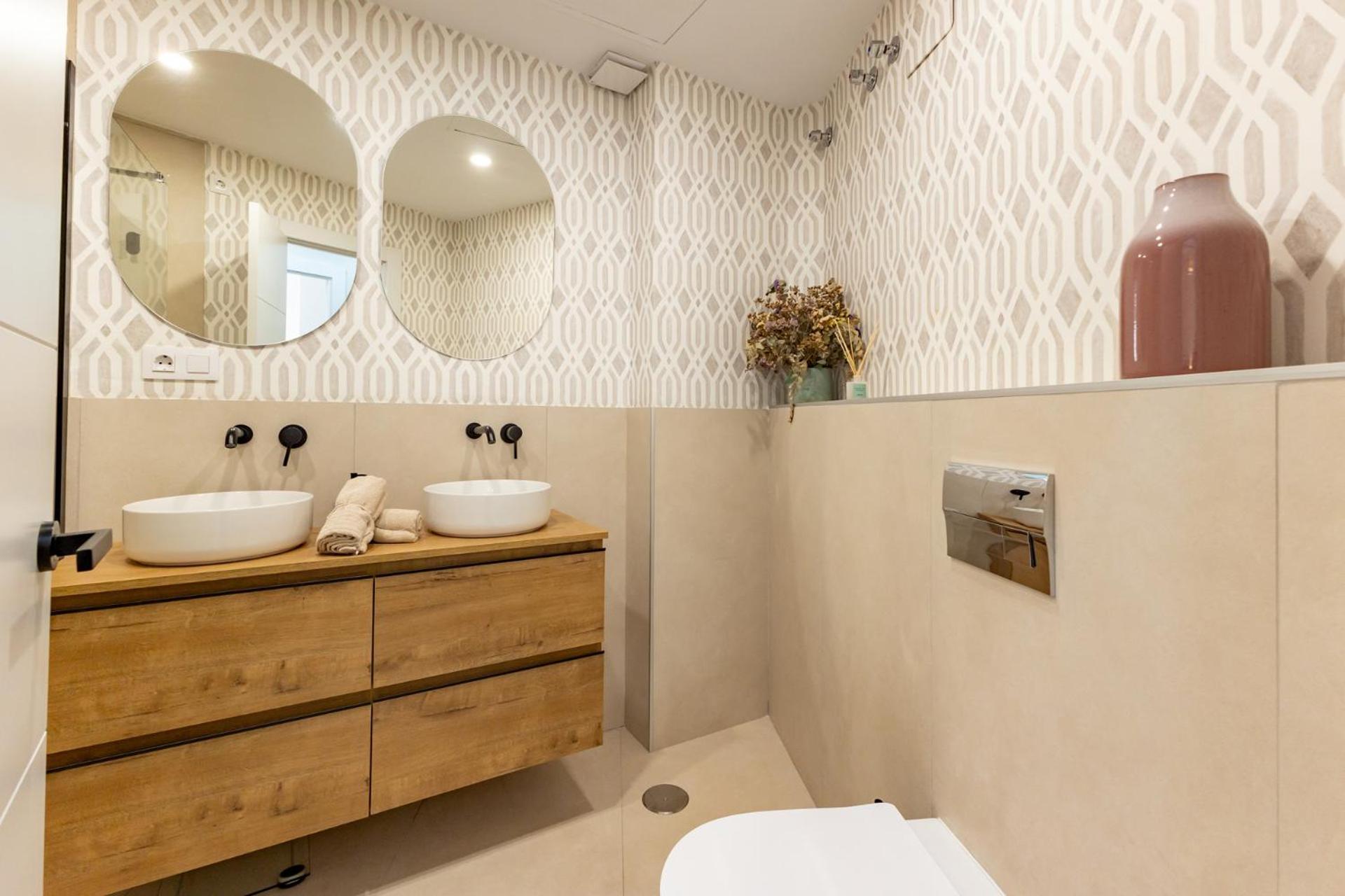 Charming 2 Bedrooms Apartment With Free Parking At Plaza Alameda By Ocityzen *