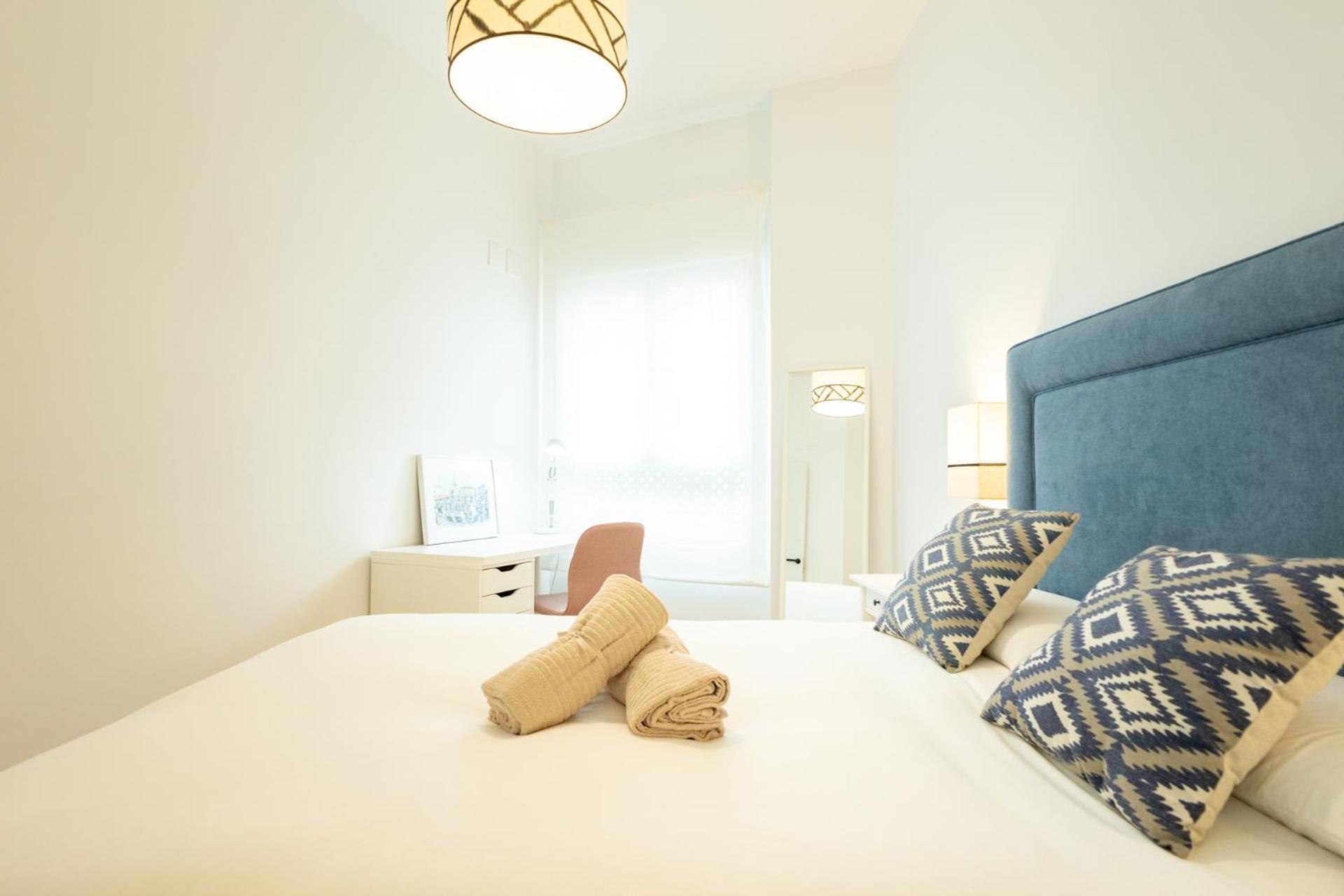 Charming 2 Bedrooms Apartment With Free Parking At Plaza Alameda By Ocityzen *